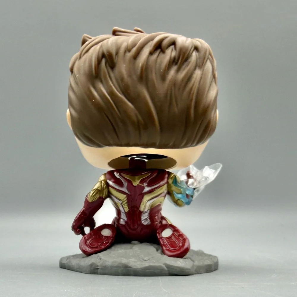 Funko Marvel Avengers Endgame Iron Man Battle Damaged Bobblehead Statue - Picture 2 of 3